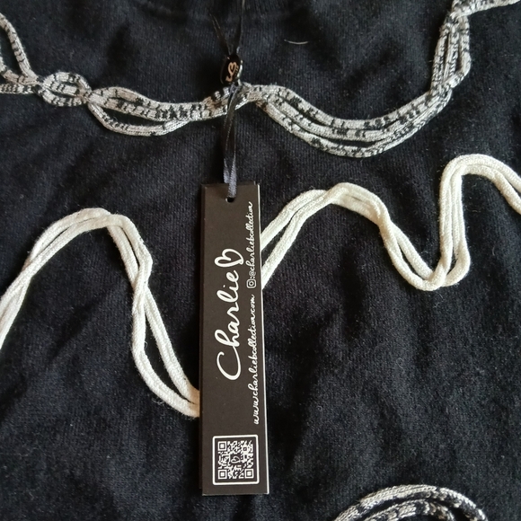 Charlie B Sweater NWT Size Xs - Picture 2 of 3